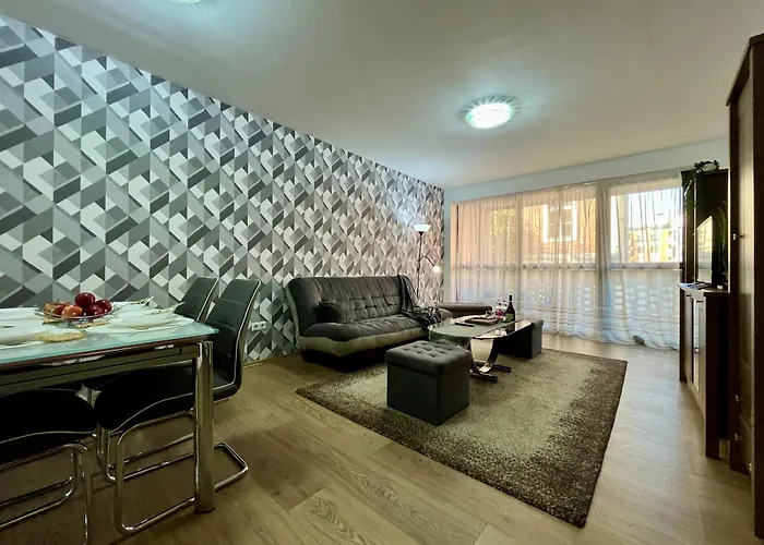 City Centre Simonffy Apartment